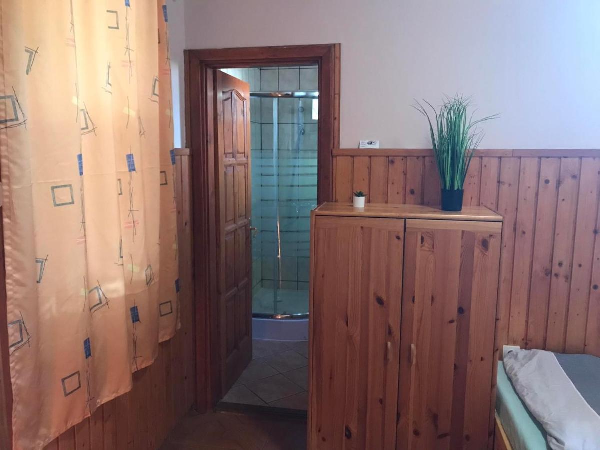 Apartamento Tahiti Apartman Hajdúszoboszló Exterior foto